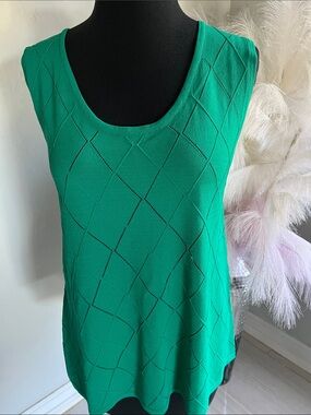 Sleeveless Diamond Pointelle Knit Tank in Emerald Green